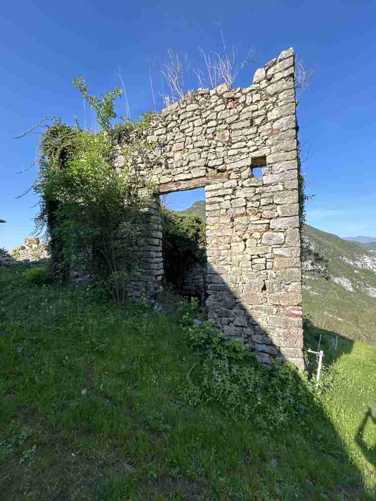 MARONCELLA I RESTI IN ROVINA SONO POSTI SULL'USCITA DA MARONCELLA DELLA VIA TAVERNA IN DIREZIONE DI CASTIGNOLA
