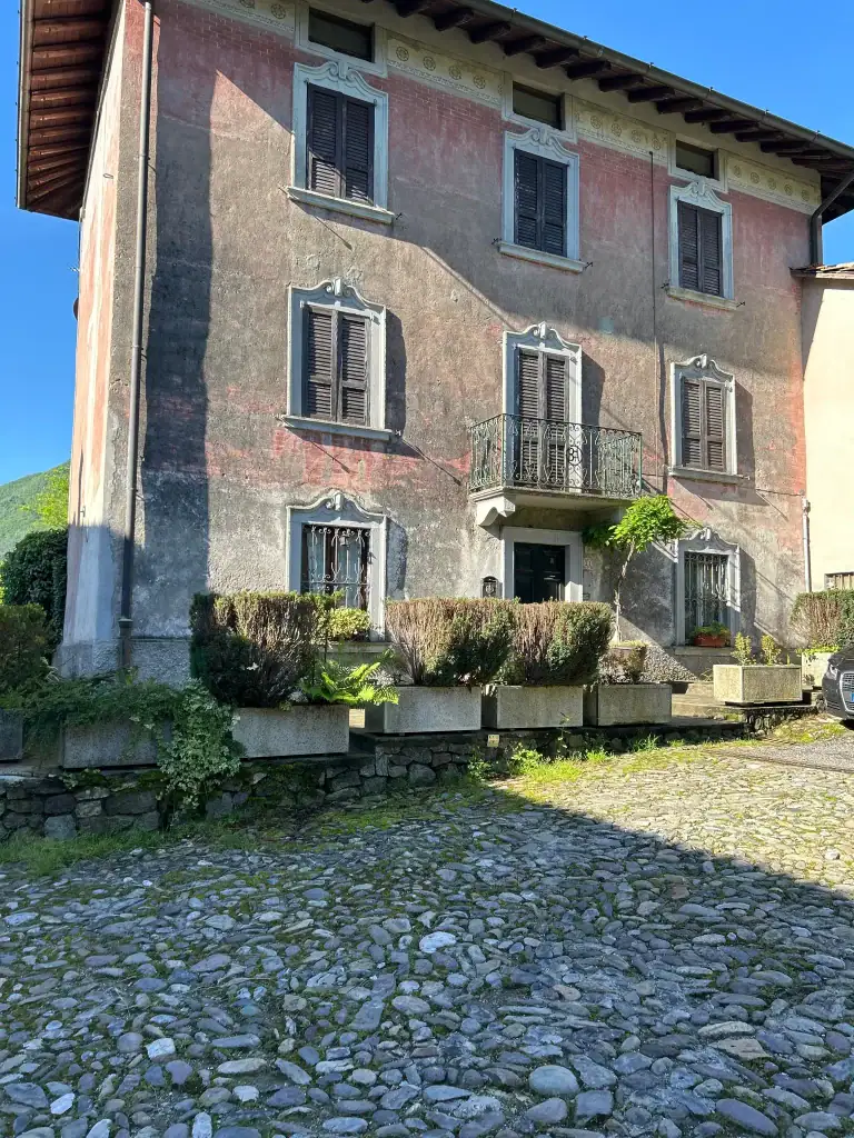 Palazzo nella Piazzetta di Oneta