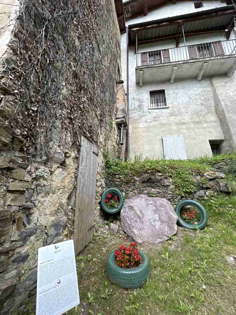 Abitazioni all'entrata di Bretto Alto