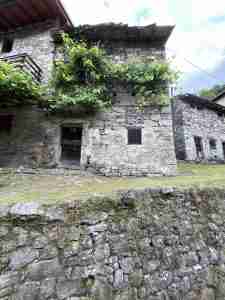 Le ultime costruzioni originali di Bosco Entro