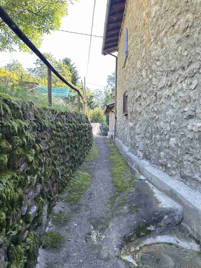 Camminamenti tra le case