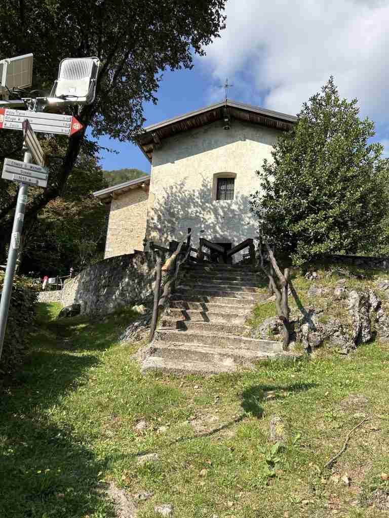 Arrivo a Sussia 1013 m s.l.m - Chiesa di San Michele