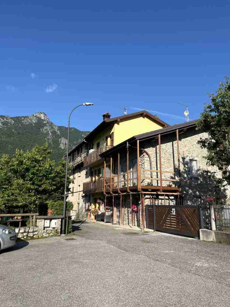 Costruzione colonica e parte in ristrutturazione