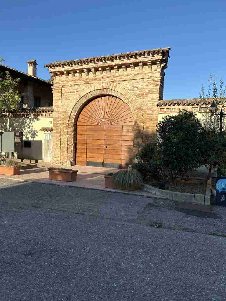 Portone d'accesso Relais Castel Liteggio