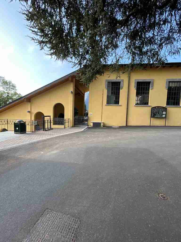 Vista laterale della Stazione Funicolare
