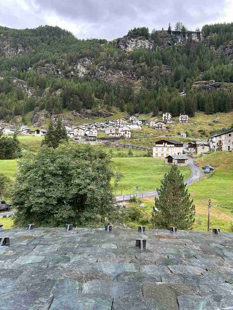Vista del Borgo di Franscia frazione di Lanzada (SO)