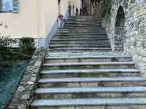 Scaletta di Via Aquila Nera BG