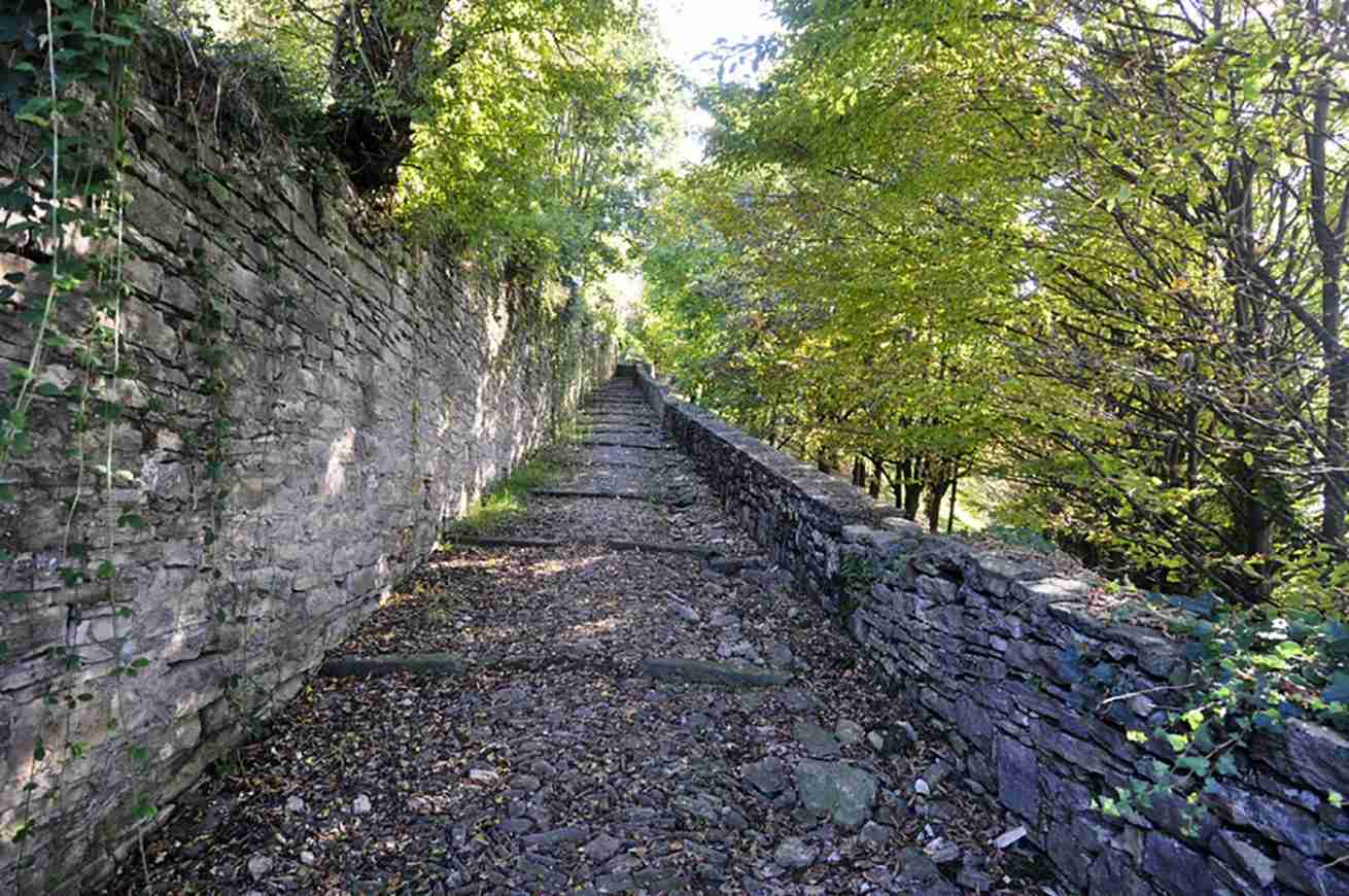 Scaletta Via Ripa Pasqualina (BG)