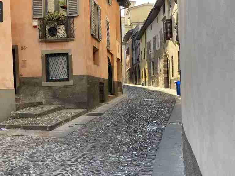 Vicolo e Scaletta Contradello (BG)