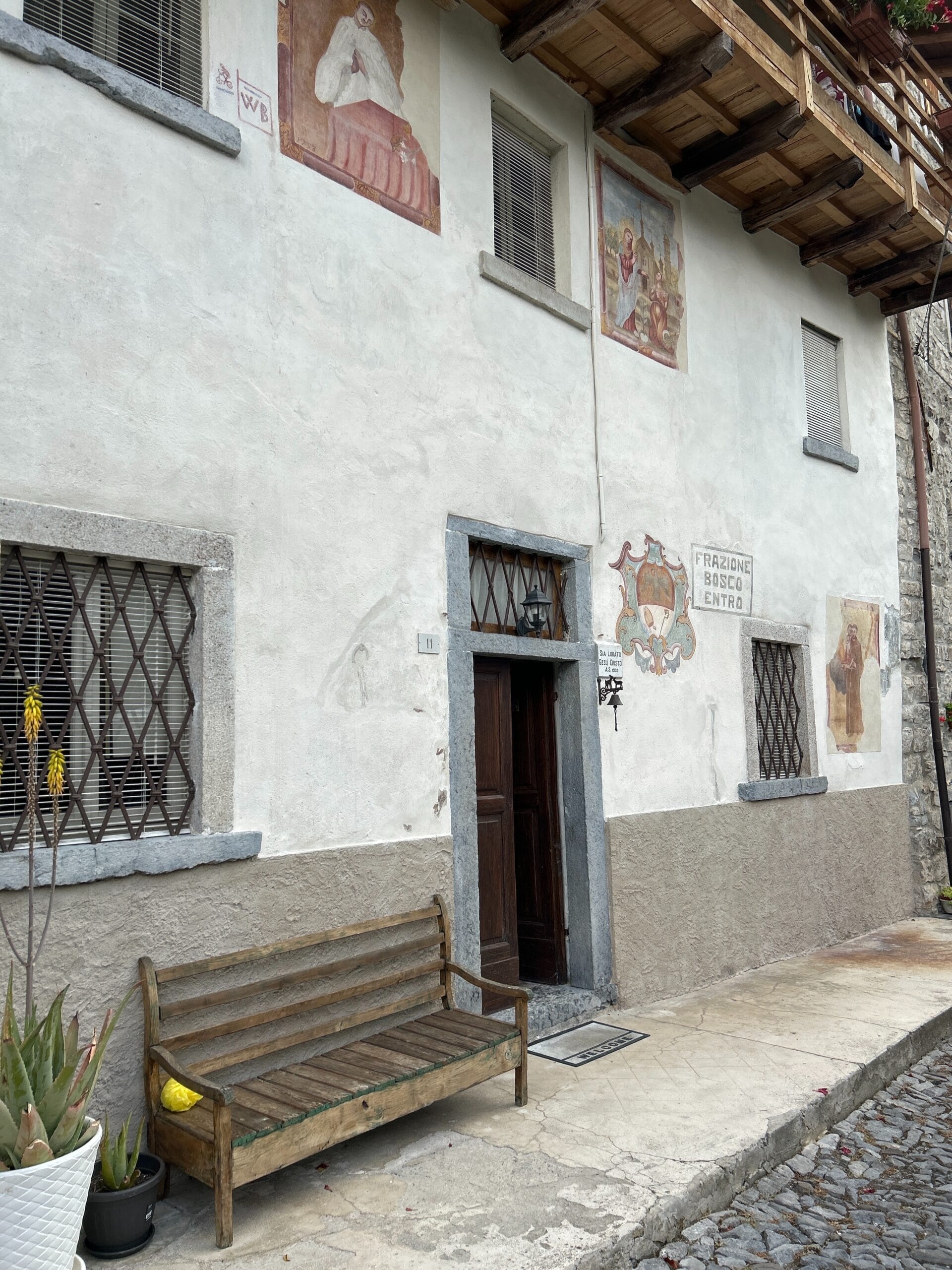 Contrada Bosco Entro - San Giovanni Bianco (BG)