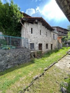 Borgo di Bosco Fuori - San Giovanni Bianco (BG)