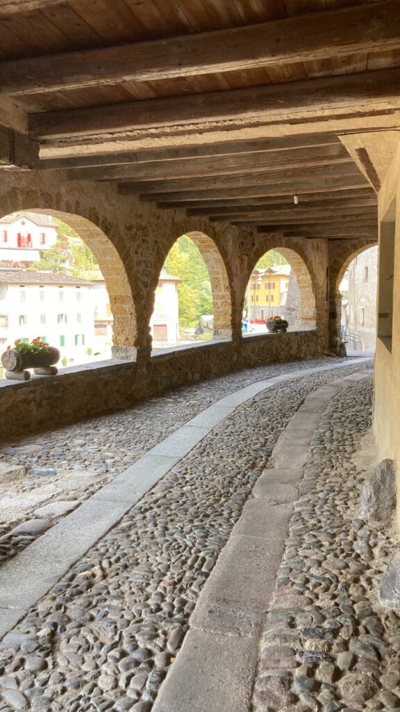 La Via Porticata di Averara (BG)