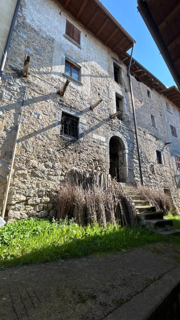 Brembella - Camerata Cornello (BG)