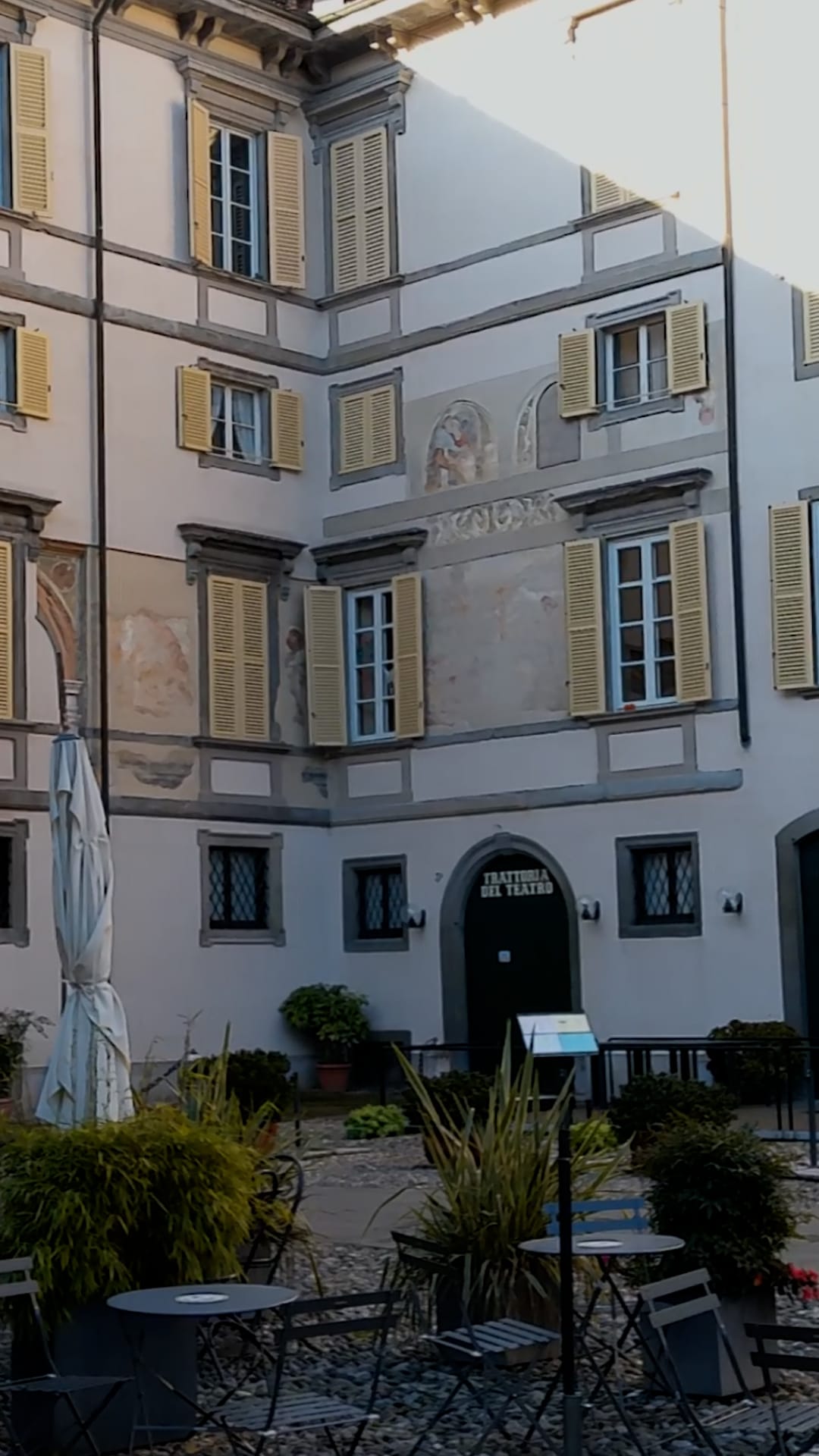 Palazzo Roncalli, Piazza Mascheroni (BG)