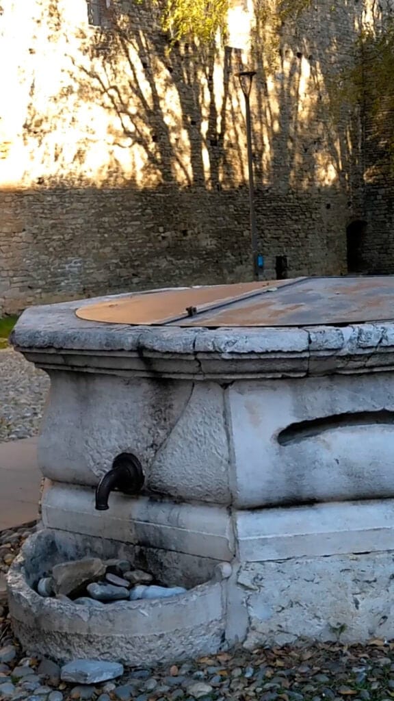 Vera da Pozzo in Piazza Mascheroni - Città Alta (BG)